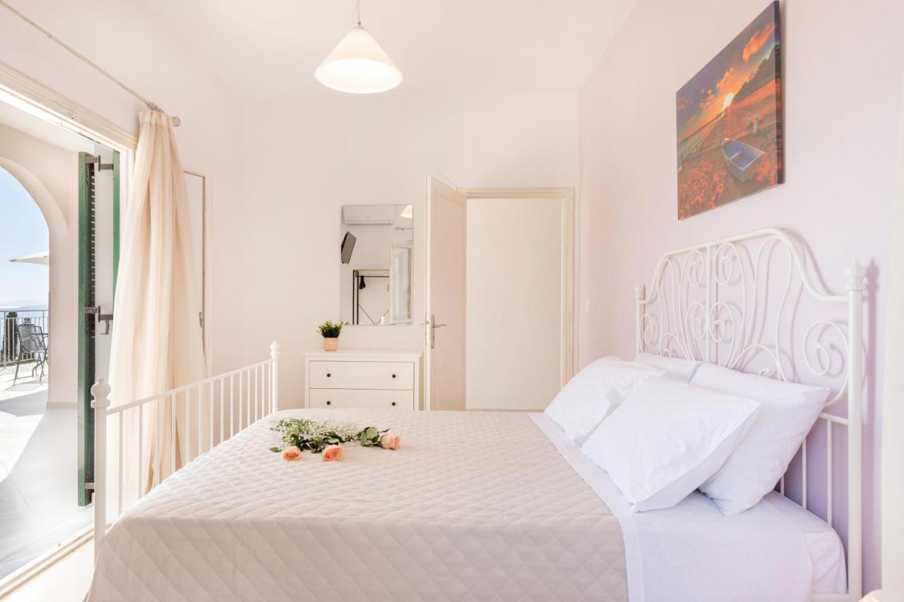 Luna Apartments Corfu Nisaki  Exterior photo